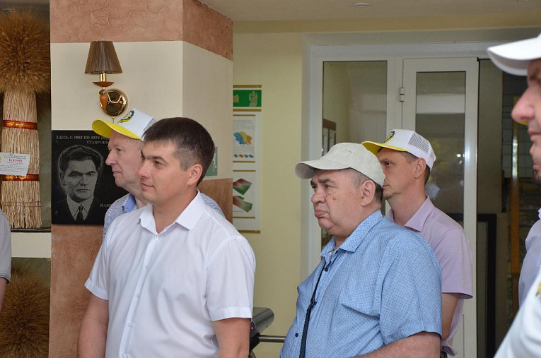 Директор ФГБУ «Россельхозцентр» Александр Малько назвал ставропольский Филиал лучшим в стране